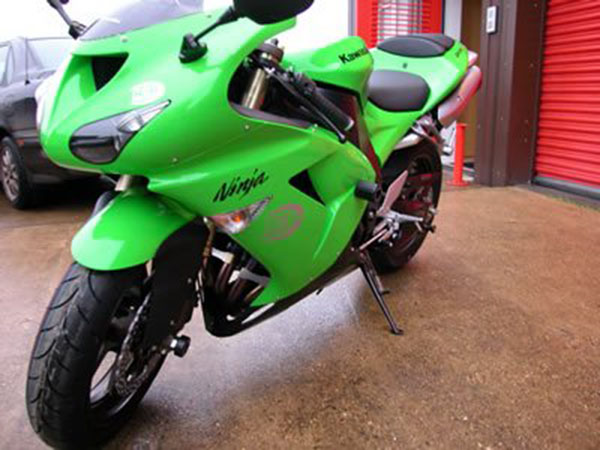 R&G Racing Crash Protectors - Classic Style for Kawasaki ZX-10R '06-07 R&G Racing Crash Protectors - Classic Style for Kawasaki ZX-10R '06-07
